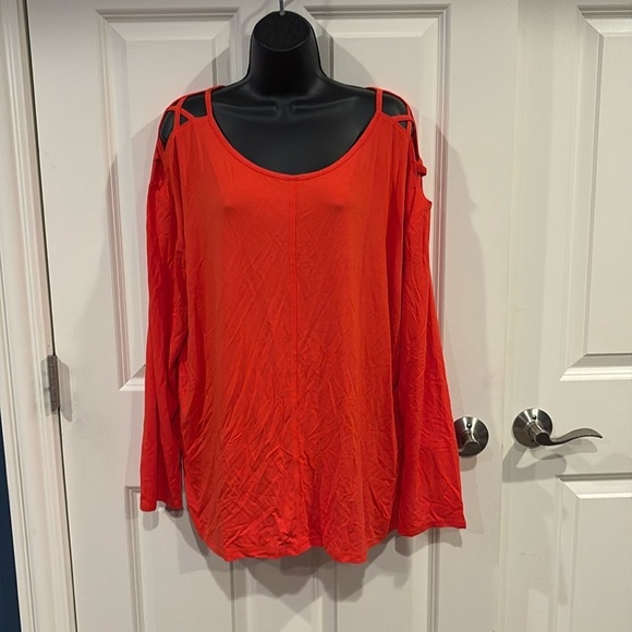 Chico's Tops - (16) 3 Zenergy by Chicos cage shoulder red top - NWT